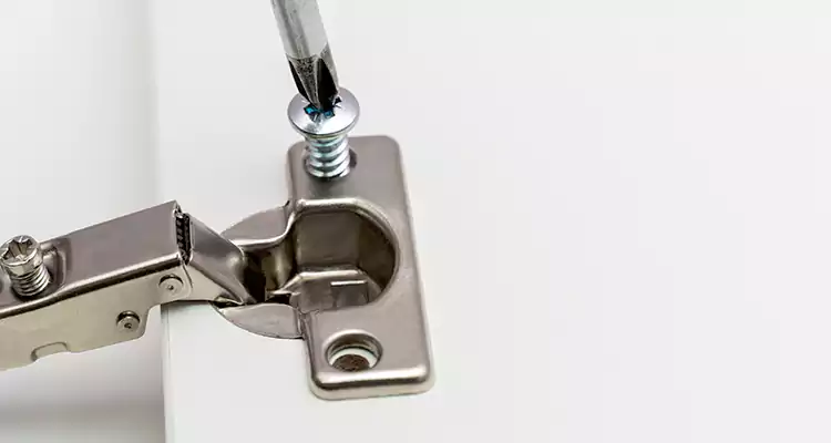 Screen Door Hinge Repair in Danville, CA